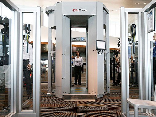 airport security scanner