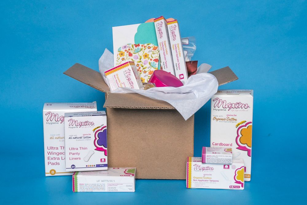 4 Ways to Express Thanks to Your Gal Pals at Friendsgiving